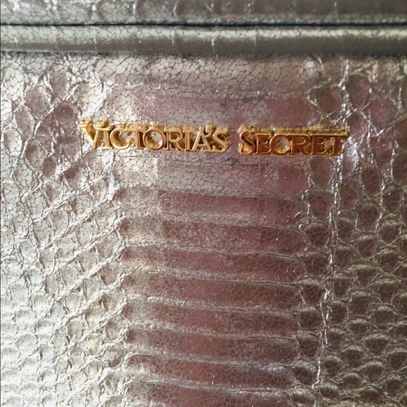 Victoria’s Secret Silver Crossbody  Chain Strap - Picture 5 of 8